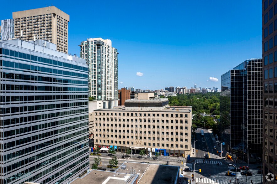 More Photos Of 120 Bloor St E, Toronto Office For Lease