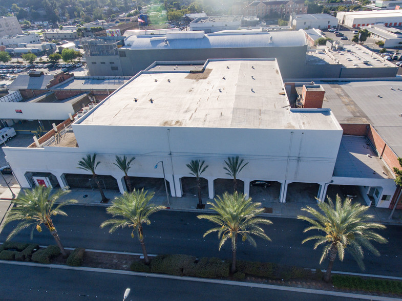 Primary Photo Of 1015 S Arroyo Pky, Pasadena Warehouse For Lease