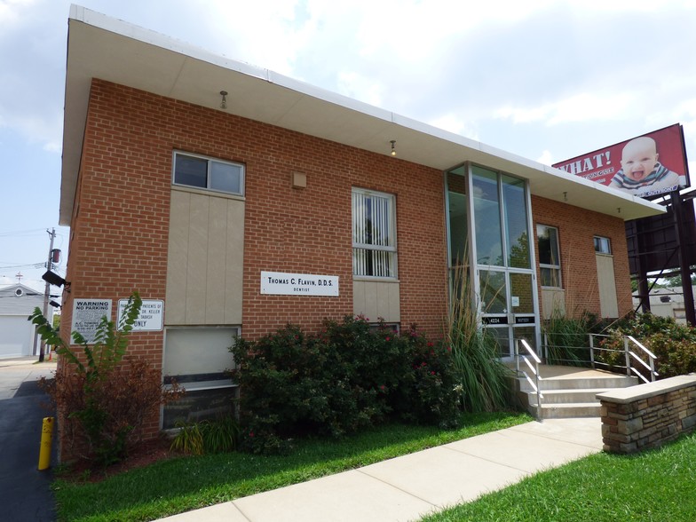 Primary Photo Of 4224 Watson Rd, Saint Louis Medical For Lease