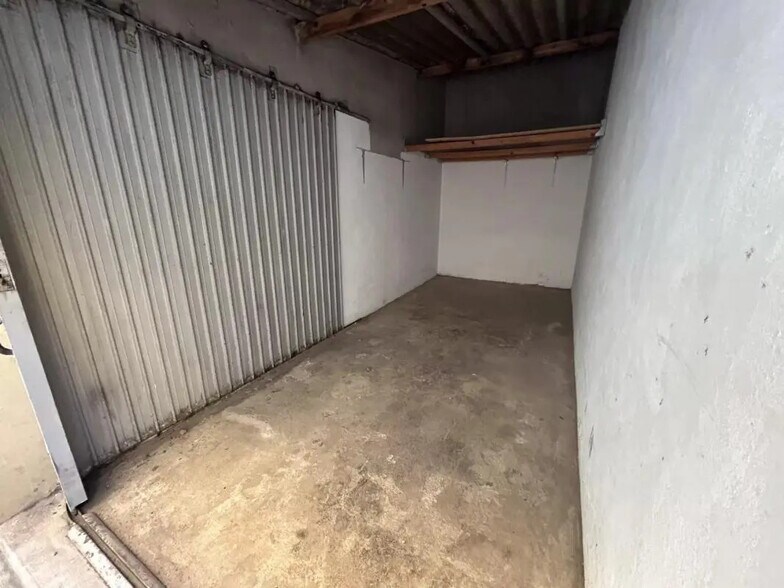 More Photos Of 75 Boulevard De La République, Cannes Industrial For Sale