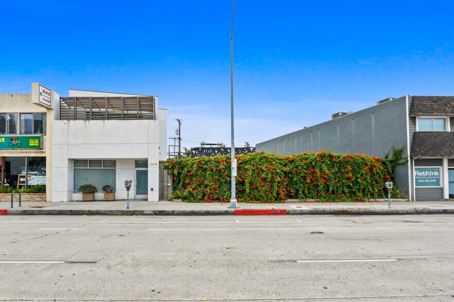 Primary Photo Of 13110 W Washington Blvd, Los Angeles Loft Creative Space For Sale