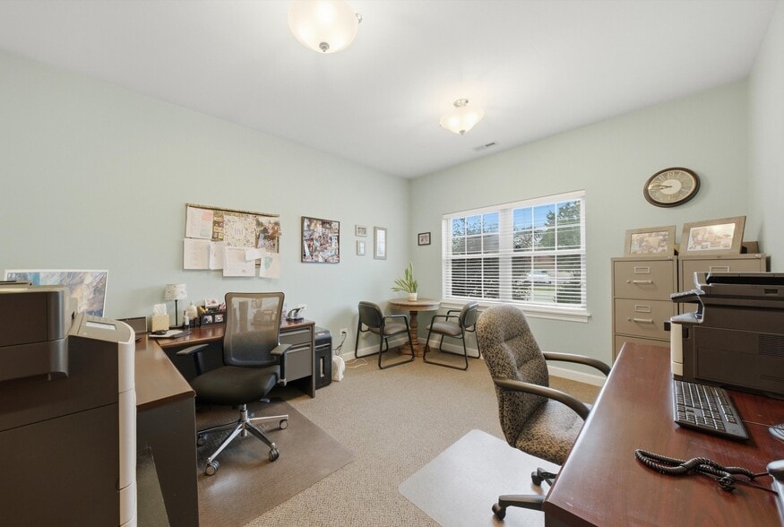 More Photos Of 15-17 Scrementi Ln, Steger Office For Sale