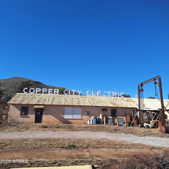 More Photos Of 219 Douglas St, Bisbee Specialty For Sale