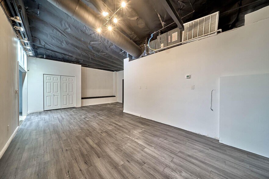 More Photos Of 1243 W Temple St, Los Angeles Warehouse For Lease