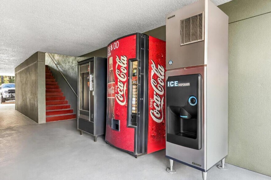 More Photos Of 1035 Highway 49 S, Richland Hotel For Sale