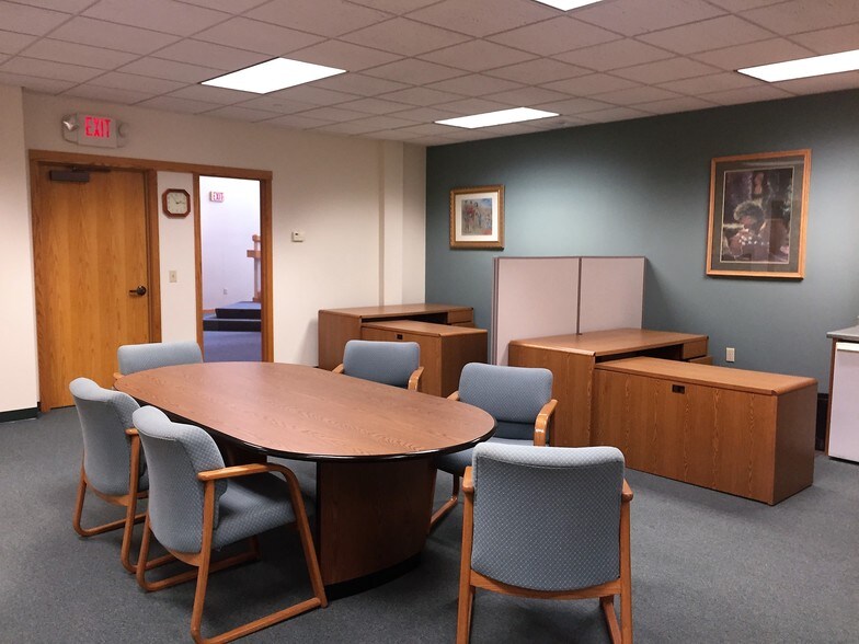 More Photos Of 1 Darling Dr, Avon Office For Sale