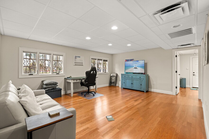 More Photos Of 2180 N Park Ave, Winter Park Loft Creative Space For Sale