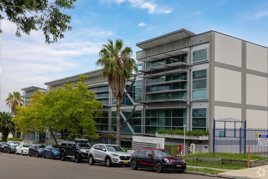 More Photos Of 20 Dale St, Brookvale Office For Lease