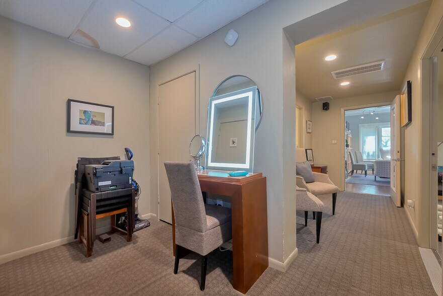 More Photos Of 1512 W Alabama St, Houston Flex For Sale