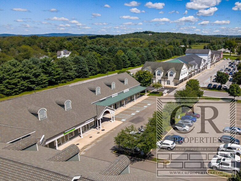 More Photos Of 942 Route 376, Wappingers Falls Unknown For Lease