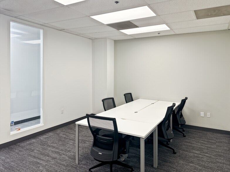 More Photos Of 701 Grant Ave, Lake Katrine Coworking Space