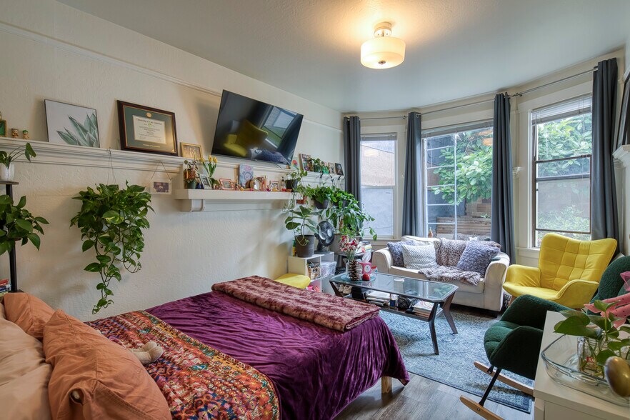 More Photos Of 449-451 9th St, San Francisco Apartments For Sale