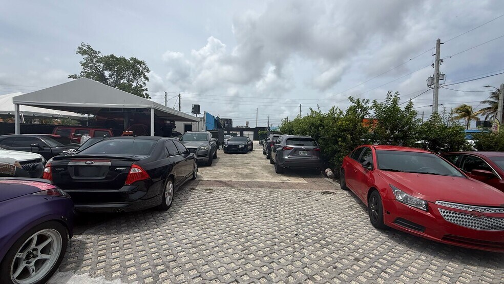 More Photos Of 680 NW 71st St, Miami Storefront For Sale