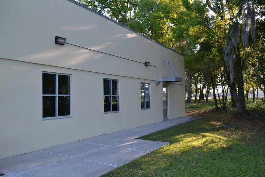 More Photos Of 6606 Stadium Dr, Zephyrhills Medical For Sale