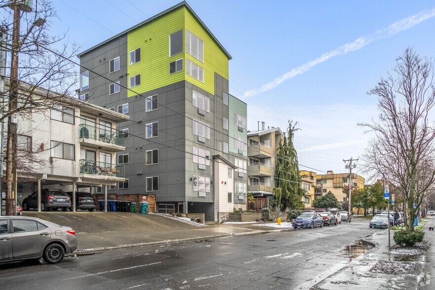 More Photos Of 2226 NW 58th St, Seattle Apartments For Sale