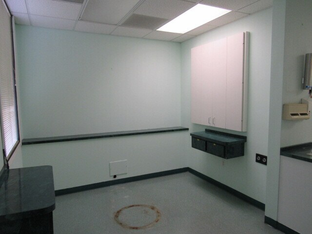 More Photos Of 4001 Confederate Point Rd, Jacksonville Medical For Sale