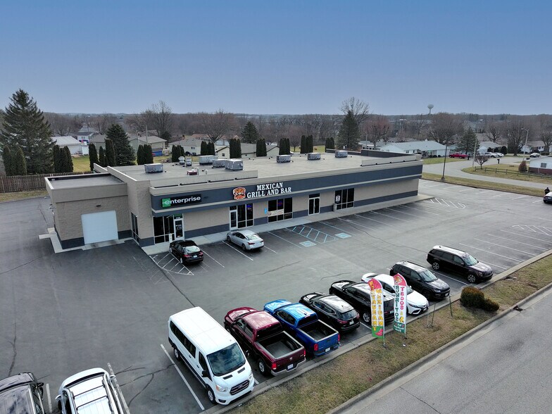 More Photos Of 2128 N Middle Dr, Greensburg Storefront Retail Office For Lease
