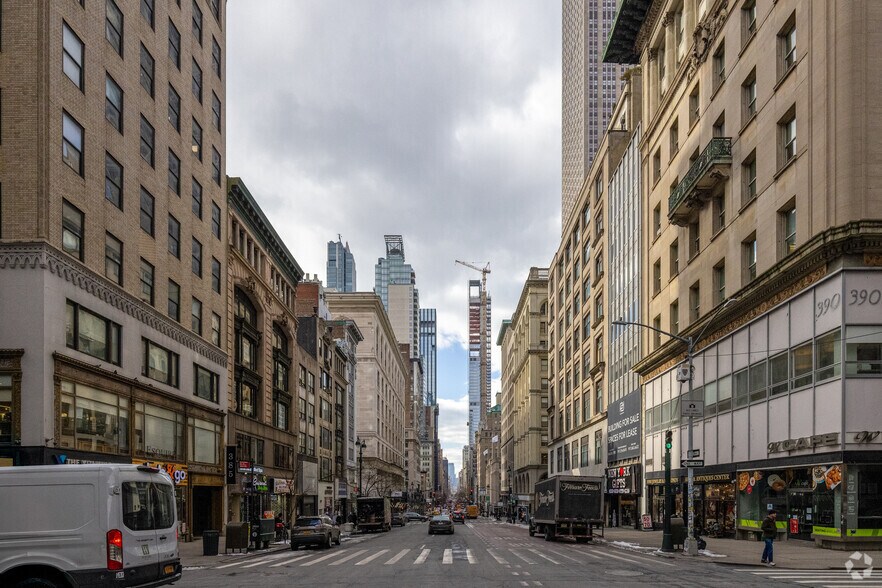 More Photos Of 384 Fifth Ave, New York Office For Lease