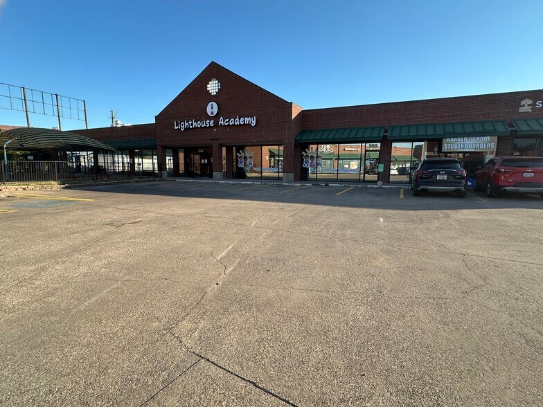 Primary Photo Of 5747-5757 Samuell Blvd, Dallas Unknown For Lease