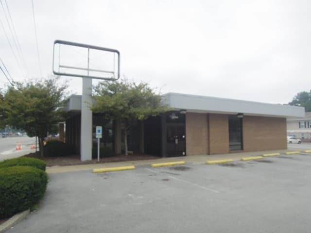 Primary Photo Of 5004 Poplar Level Rd, Louisville Bank For Sale