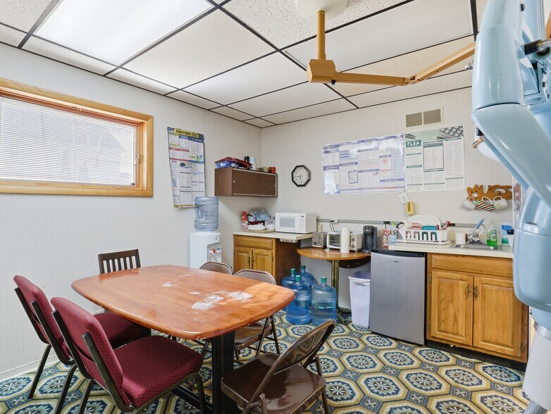 More Photos Of 408 N Keystone Ave, Sayre Healthcare For Sale