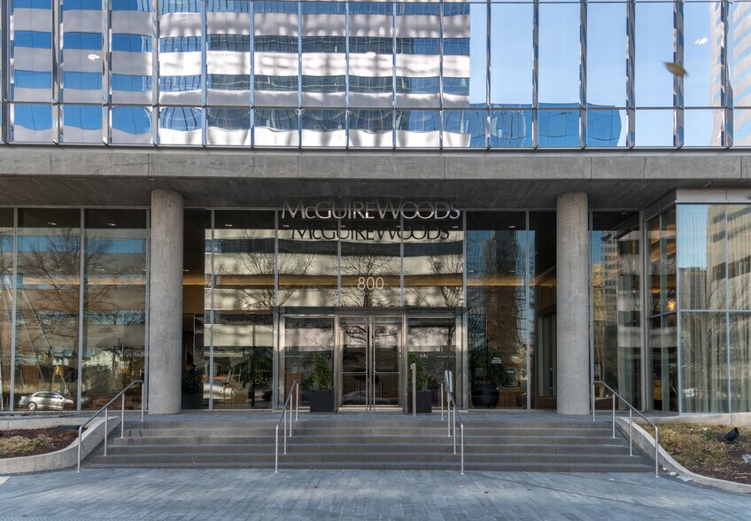 More Photos Of 800 E Canal St, Richmond Office For Lease