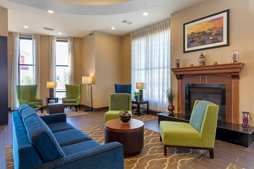 More Photos Of 2571 Fisher Blvd, Barstow Hotel For Sale
