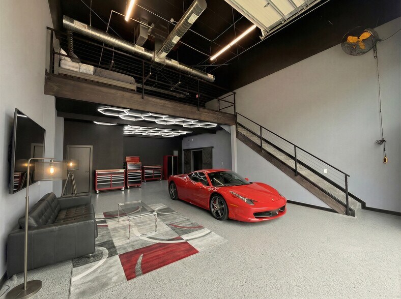 More Photos Of 5432 FM 1488 Rd, Magnolia Parking Garage For Sale