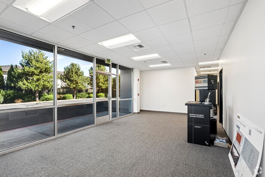 More Photos Of 3401 96th St S, Lakewood Distribution For Lease