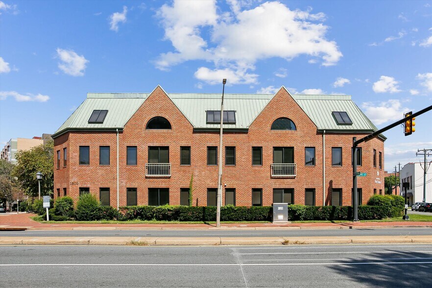 More Photos Of 1501 Duke St, Alexandria Office For Lease
