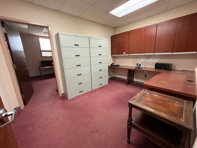 More Photos Of 294-298 State St, Hackensack Medical For Sale