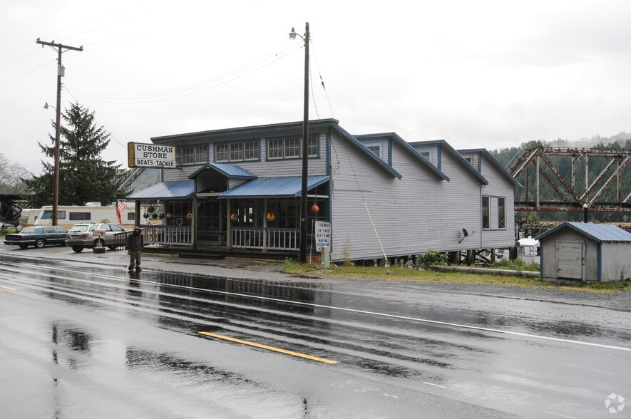 Primary Photo Of 6750 Or-126 Hwy, Florence Marina For Sale