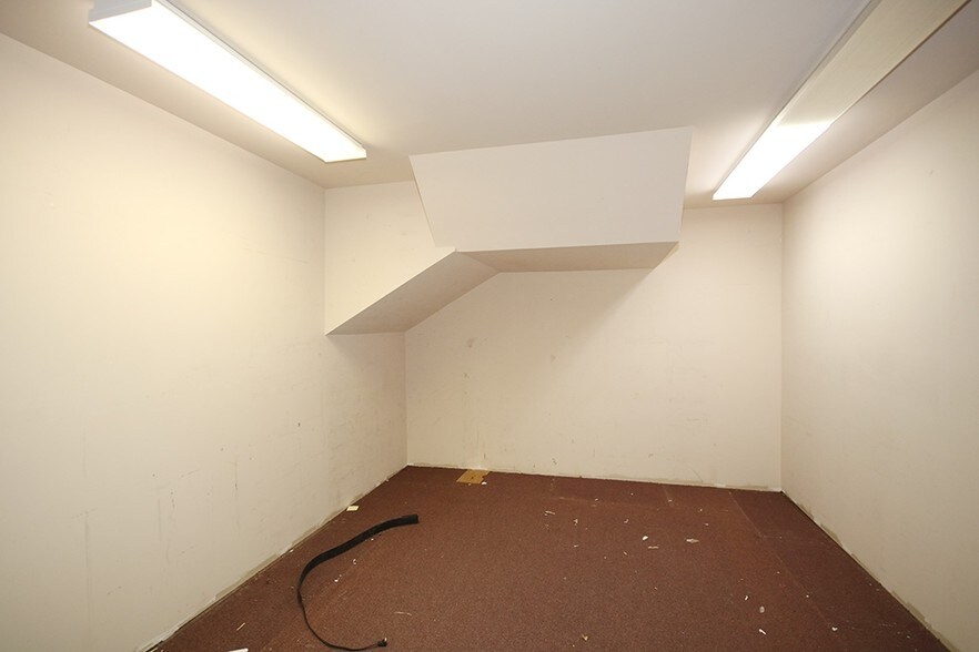 More Photos Of 1444 Watson Blvd, Warner Robins Office For Lease