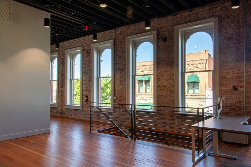 More Photos Of 28 E Main St, Walla Walla Office For Lease