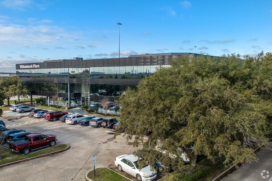 More Photos Of 17314 State Highway 249, Houston Unknown For Lease