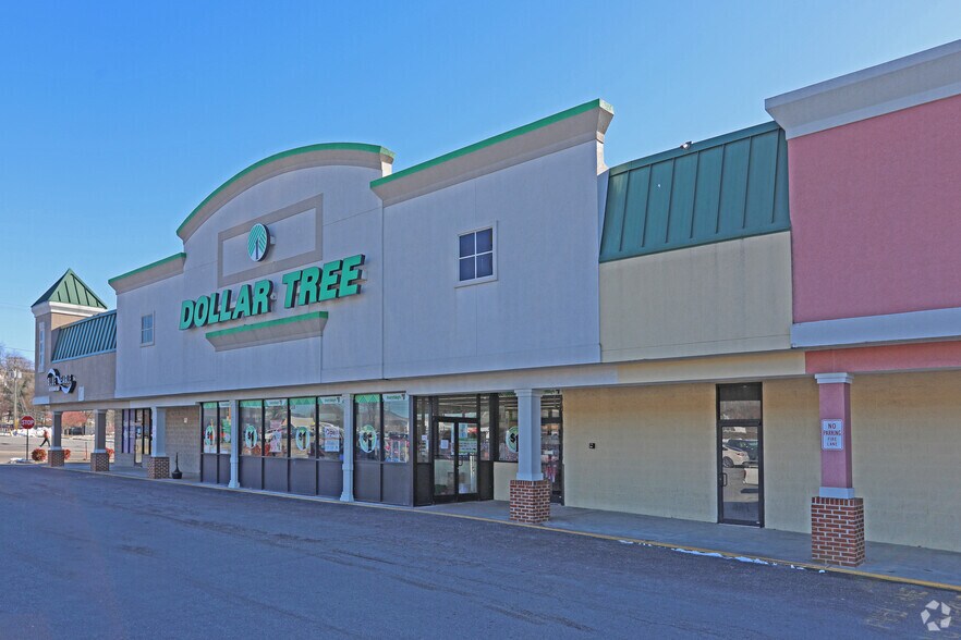 More Photos Of 7216 Williamson Rd, Hollins Unknown For Sale