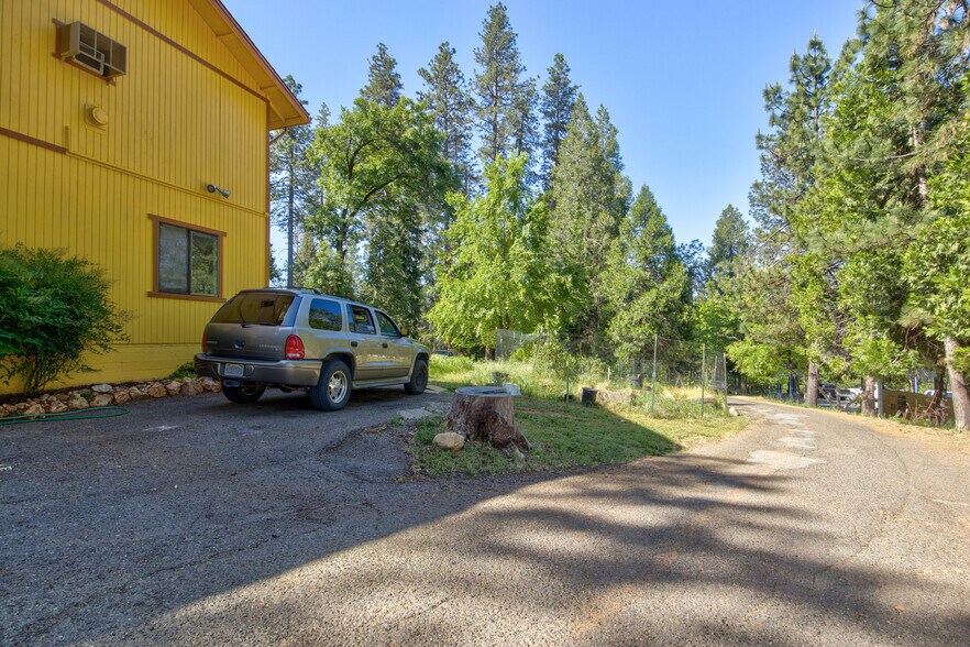 More Photos Of 6350 State Highway 193, Georgetown Apartments For Sale