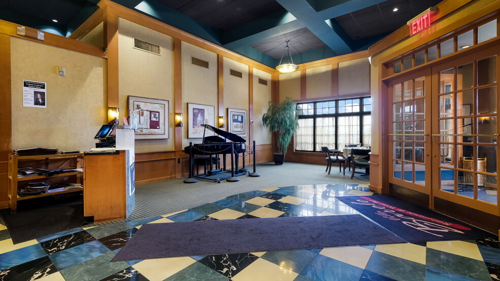 More Photos Of 1373 Easton Rd, Warrington Restaurant For Sale
