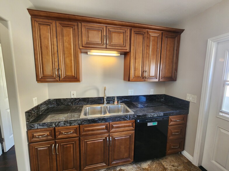 More Photos Of 3448 Cherokee Ave, San Diego Apartments For Sale