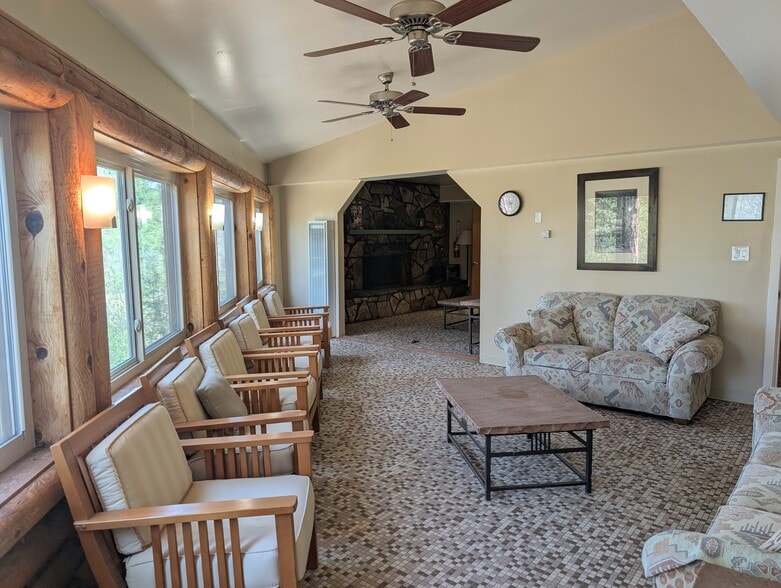 More Photos Of 101 Marapai Rd, Prescott Specialty For Sale