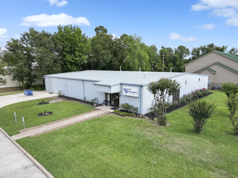 Primary Photo Of 25020 Oakhurst Dr, Spring Warehouse For Sale