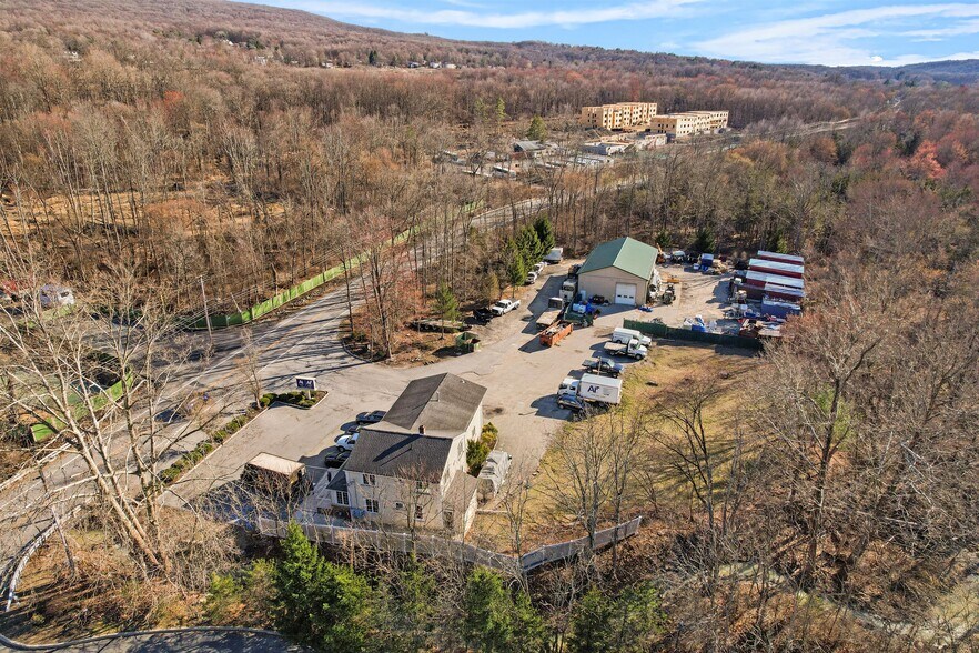 More Photos Of 1195 State Route 208, Monroe Unknown For Lease