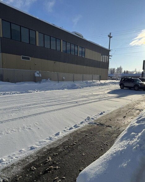 More Photos Of 1301 Huffman Rd, Anchorage Medical For Lease