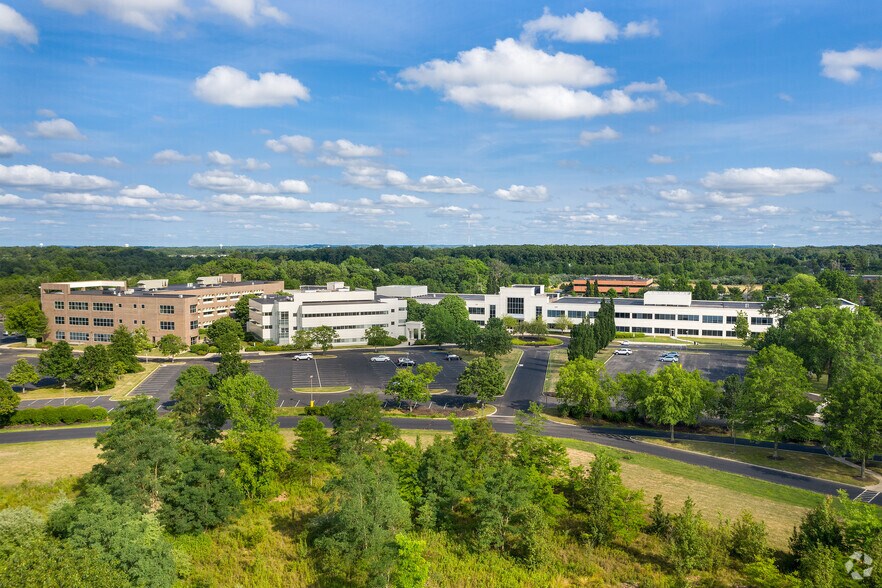 More Photos Of 50 Millstone Rd, East Windsor Unknown For Lease