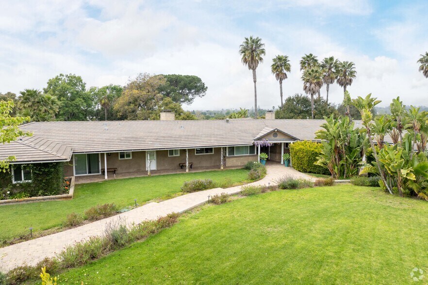 More Photos Of 4760 Calle Camarada, Santa Barbara Golf Course Driving Range For Sale