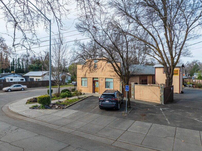 More Photos Of 1080 Humboldt Ave, Chico Office For Sale