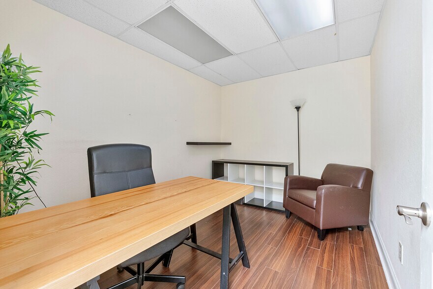 More Photos Of 1730 E Commercial Blvd, Fort Lauderdale Medical For Lease
