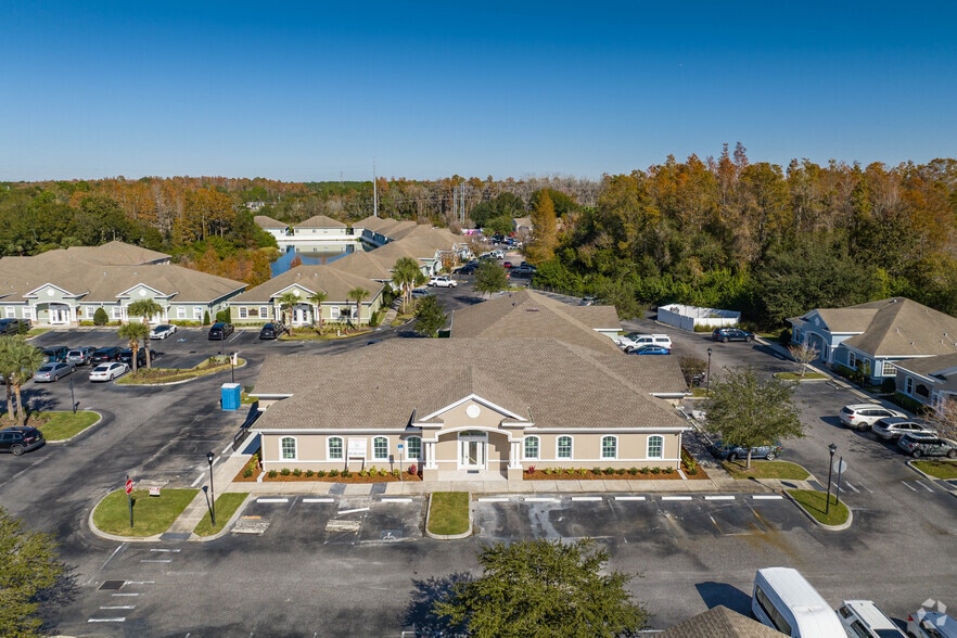 More Photos Of 13021 W Linebaugh Ave, Tampa Medical For Lease