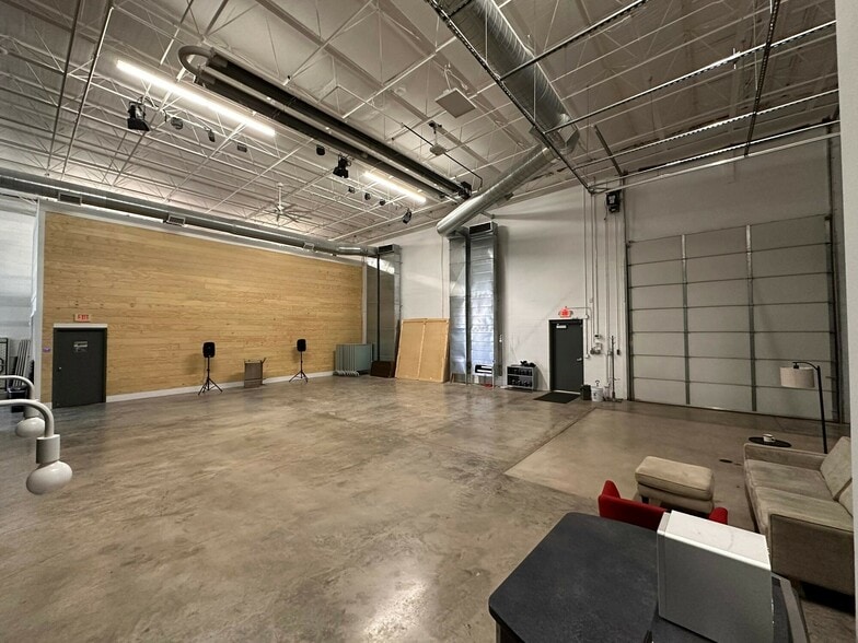 More Photos Of 9114 Technology Ln, Fishers Loft Creative Space For Sale