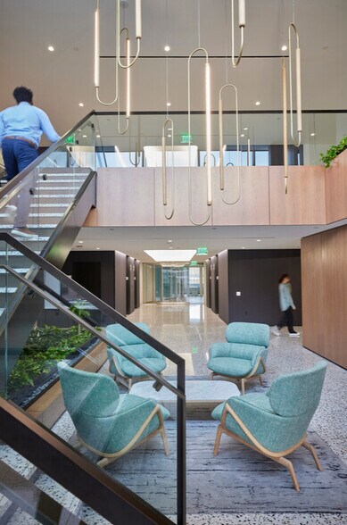 More Photos Of 1101 Connecticut Ave NW, Washington Office For Lease
